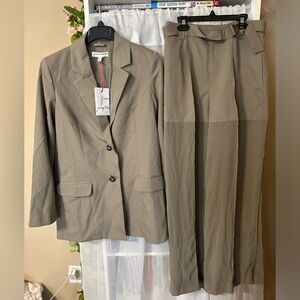 Free People jacket&pants suit women’s size 2